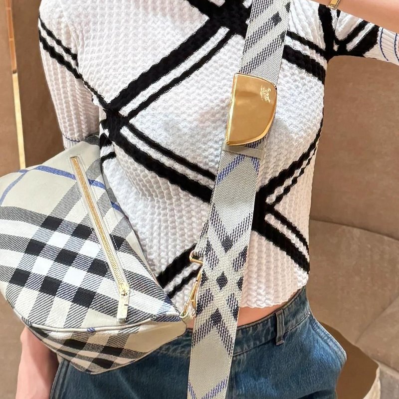 Burberry SHIELD 格紋斜背包 腰包 義大利製 現貨 原價75000-1