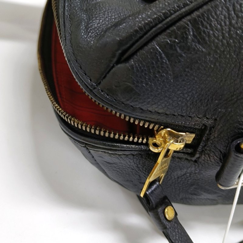 LOUIS VUITTON SPEEDY 25 黑色牛皮老花壓紋波士頓包手提包 金色五金-13