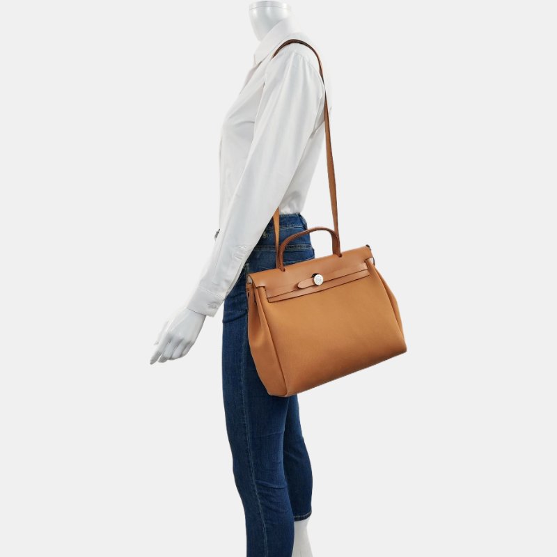 HERMÈS Herbag 31 芝麻棕帆布肩背包手提包 銀色五金 Z刻 子袋可拆卸肩帶-1