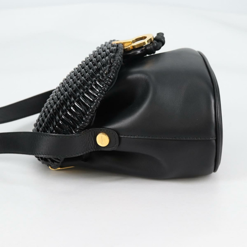 【日本直送】Salvatore Ferragamo Gancini 單肩包 藤條 黑金 正品 141501V-2