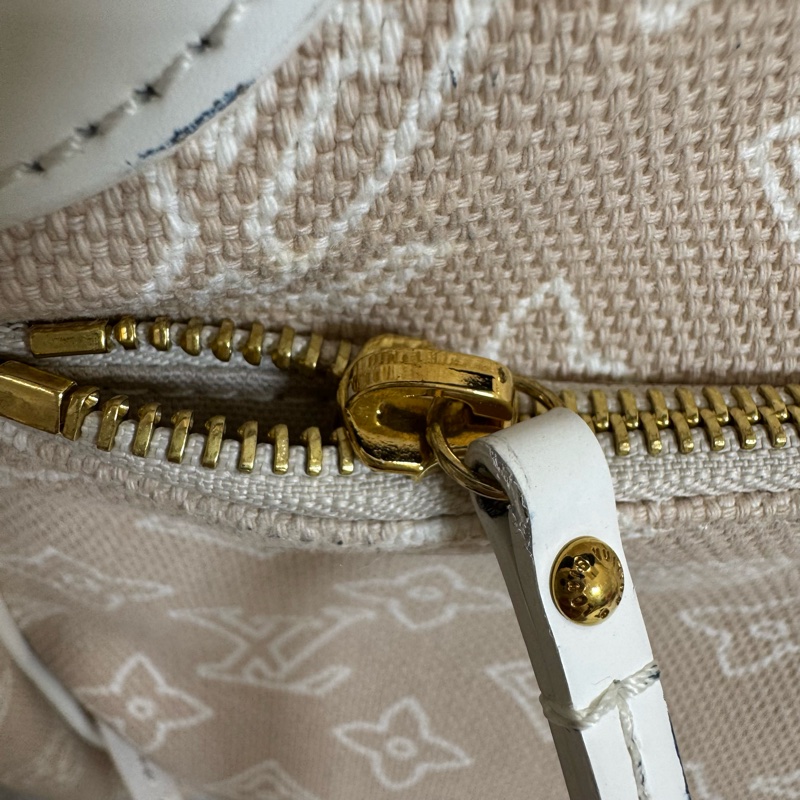 LV Cabas Ipanema PM粉色-16