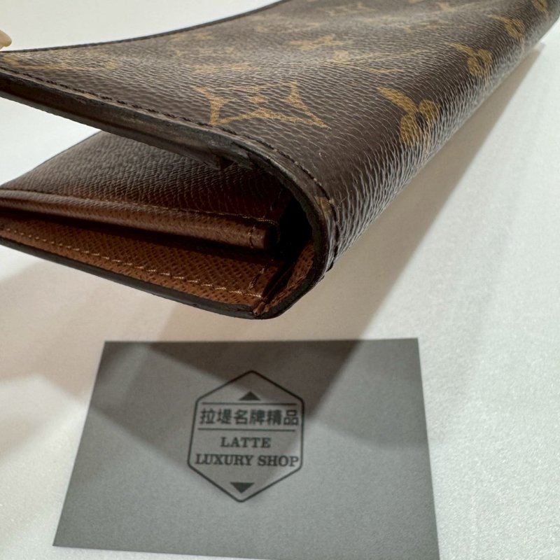LV 對開 長夾/皮夾 M66540 85成新-6
