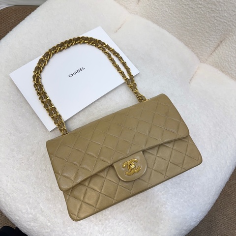 CHANEL奶茶色金釦羊皮vintageCF25口蓋包