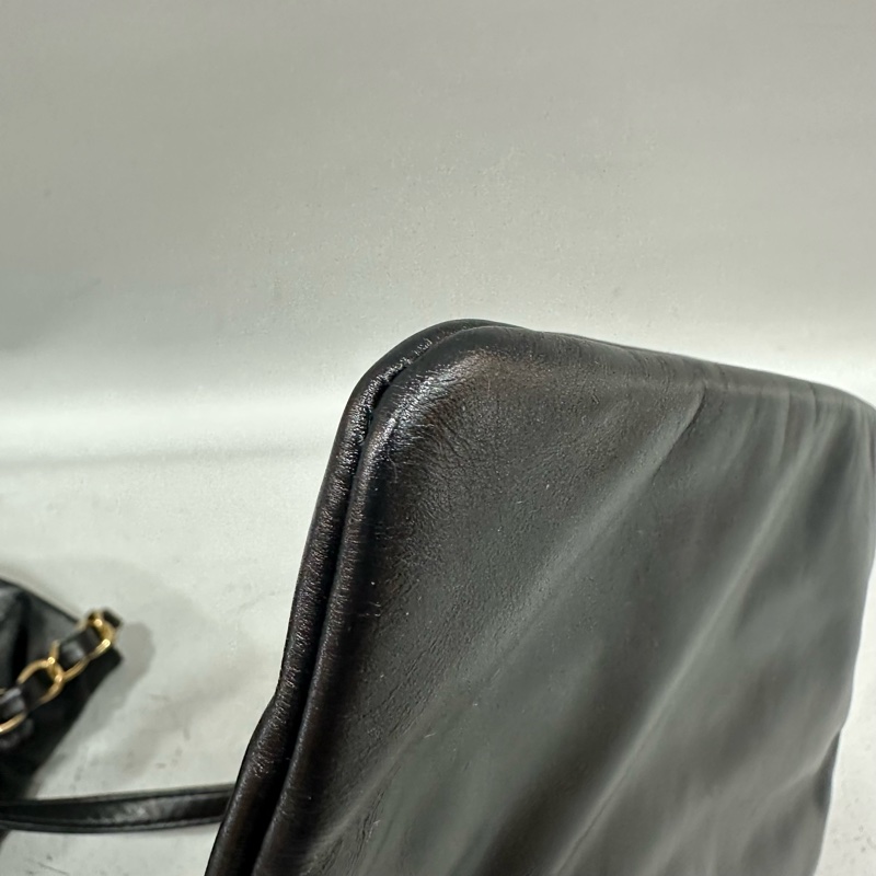 chanel AS3260 黑羊皮金釦肩背包 22 bag 小號-45