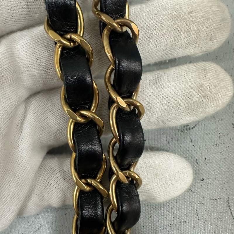 chanel AS3260 黑羊皮金釦肩背包 22 bag 小號-53