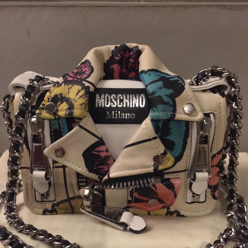 MOSCHINO像極了藝術品的包包!-0