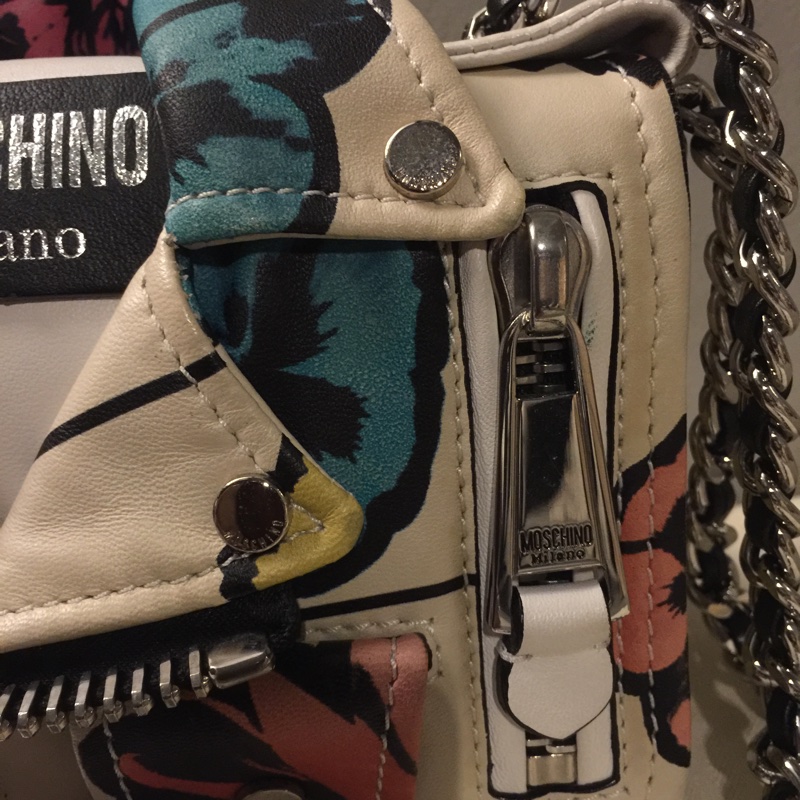 MOSCHINO像極了藝術品的包包!-2