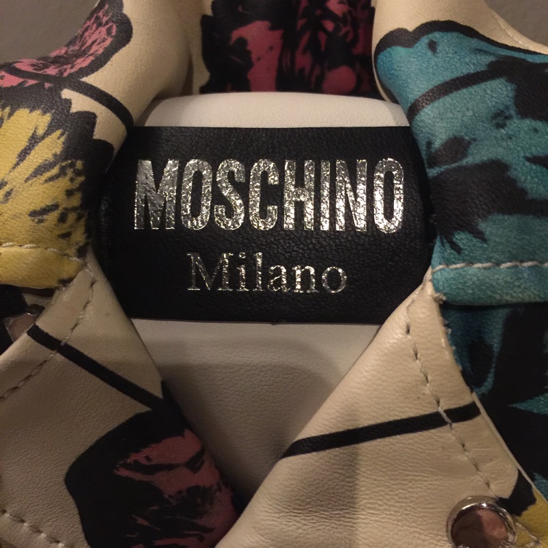 MOSCHINO像極了藝術品的包包!-4