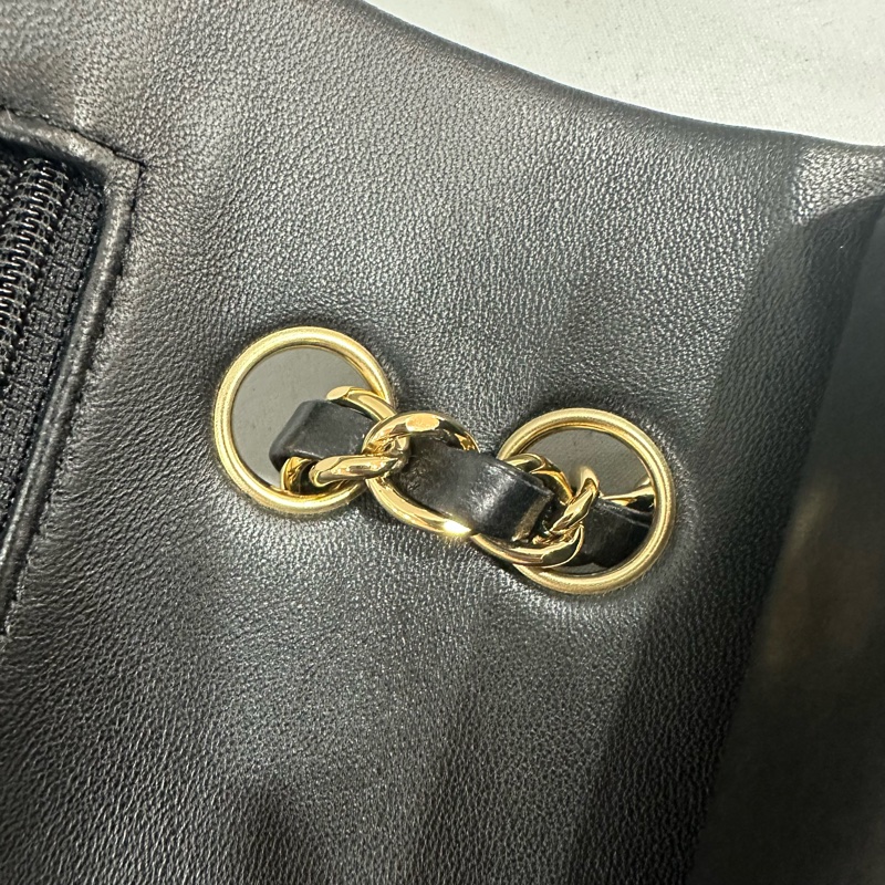Chanel A01112 黑羊皮金釦 Coco CF 25-38