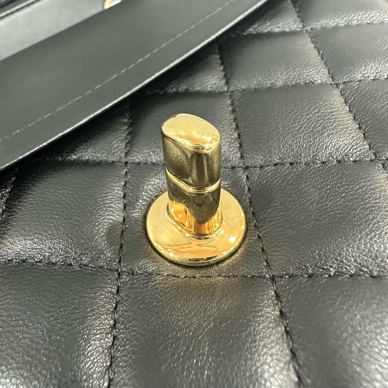 Chanel A01112 黑羊皮金釦 Coco CF 25-39