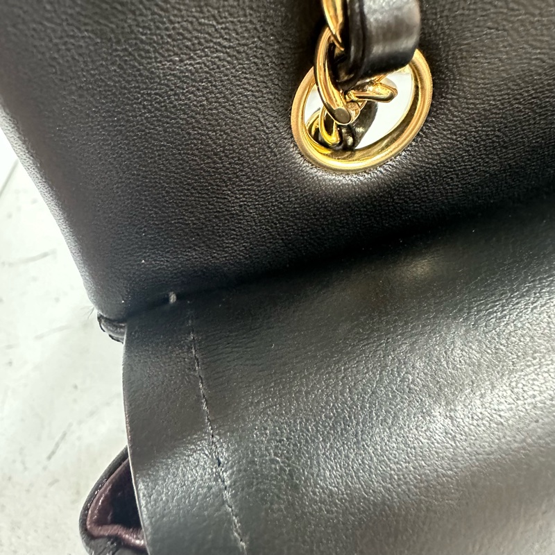Chanel A01112 黑羊皮金釦 Coco CF 25-42
