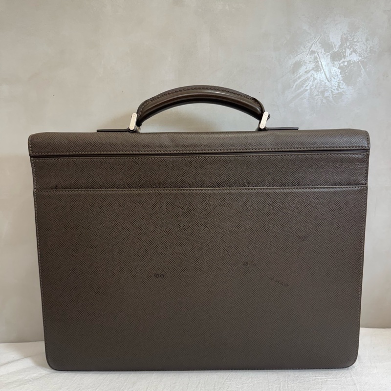 LV 咖啡色 EPI Robusto 1商務包-4