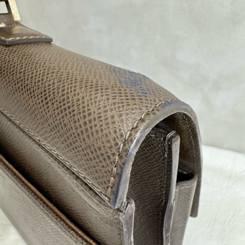 LV 咖啡色 EPI Robusto 1商務包-19