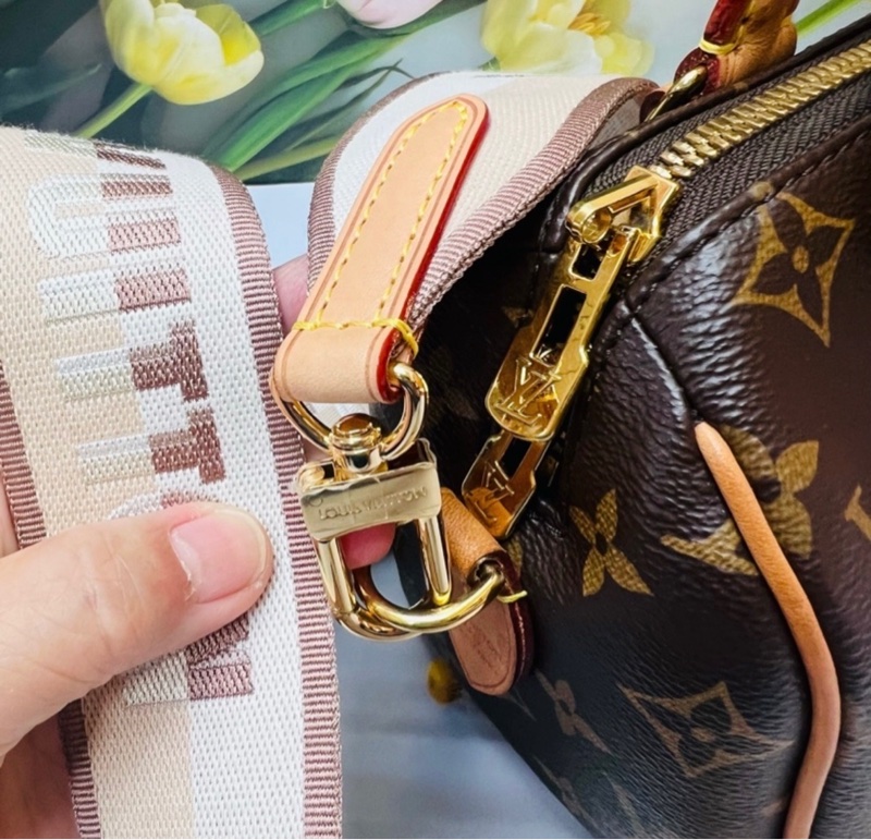 Louis Vuitton Speedy Bandouliere 20 手提斜背二用包 奶茶色)-4