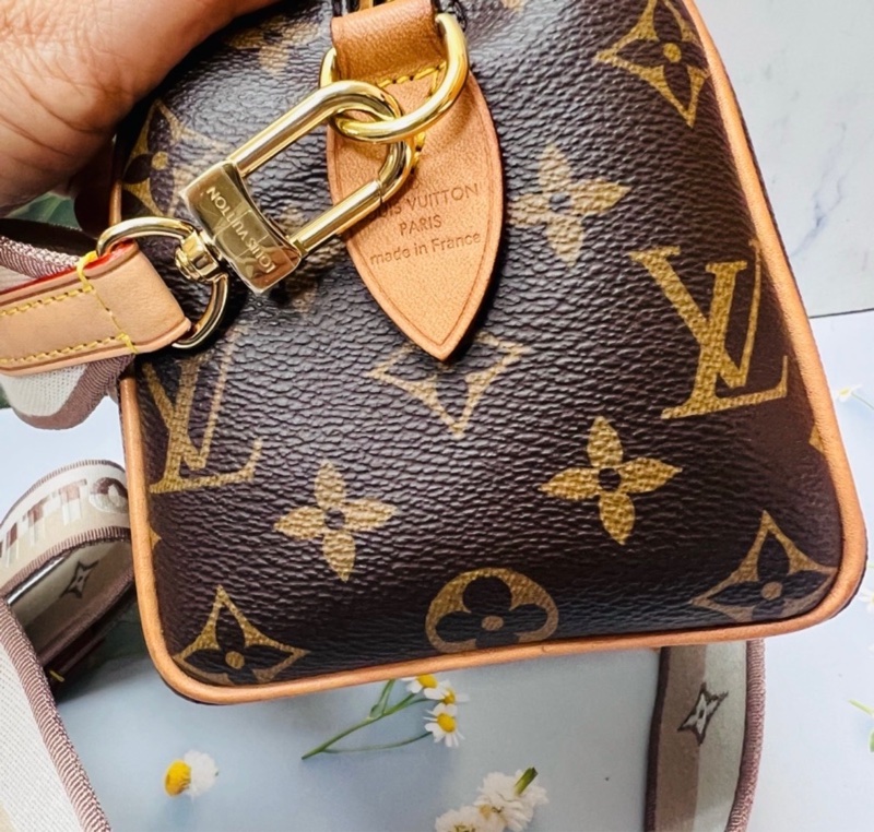 Louis Vuitton Speedy Bandouliere 20 手提斜背二用包 奶茶色)-6