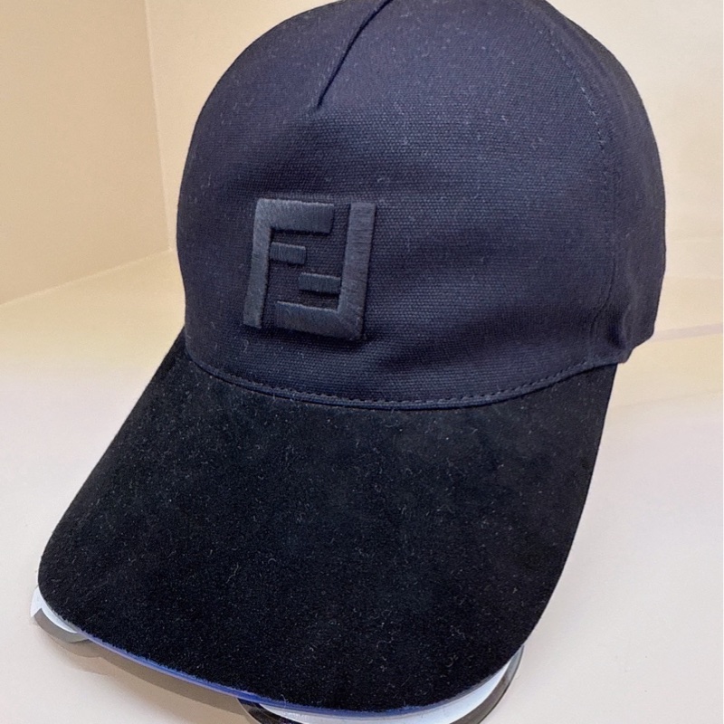 Fendi 黑色棒球墨鏡帽🖤全新-0