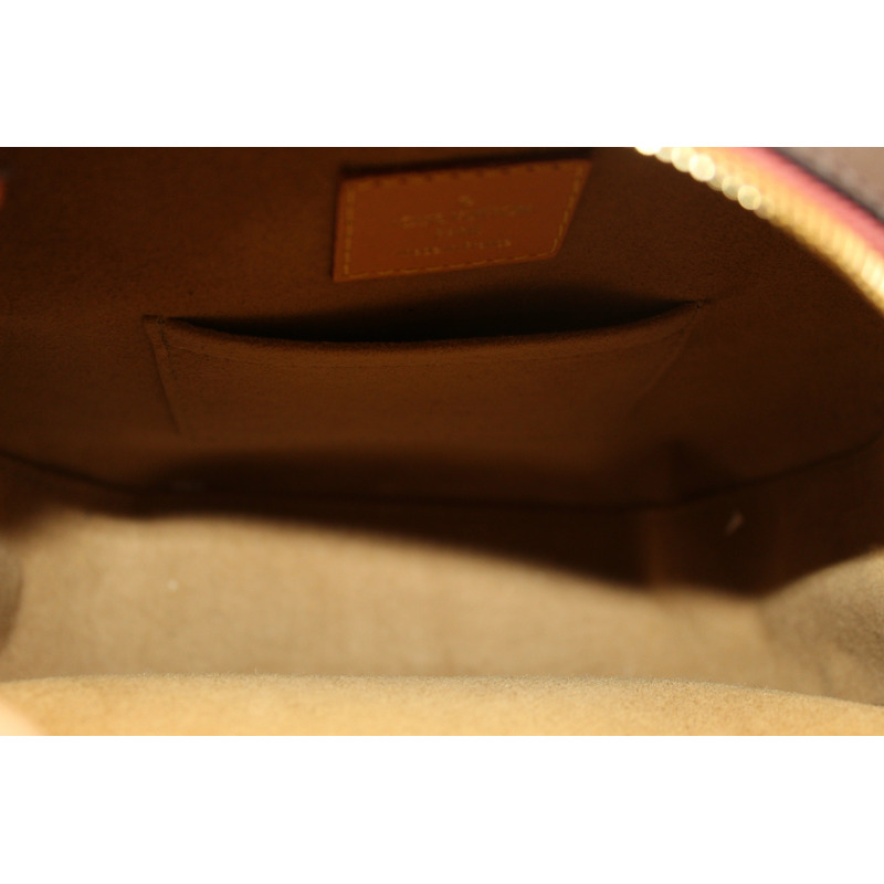 Louis Vuitton Classic Monogram Boite Chapeau Souple MM Bag-12