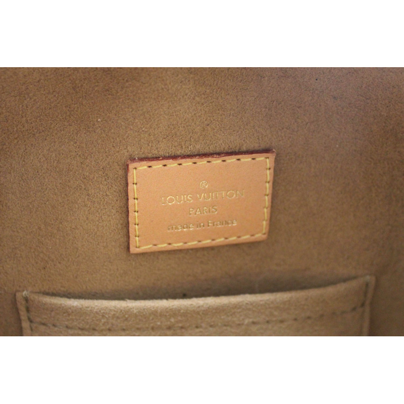 Louis Vuitton Classic Monogram Boite Chapeau Souple MM Bag-13