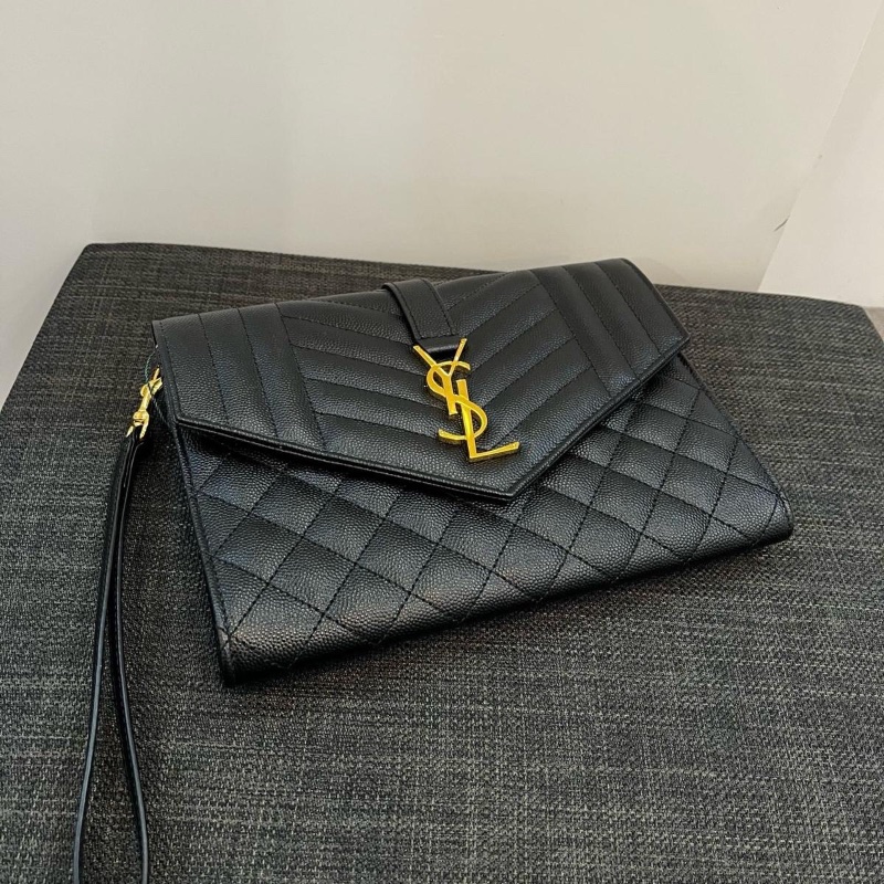 YSL De pouch-4