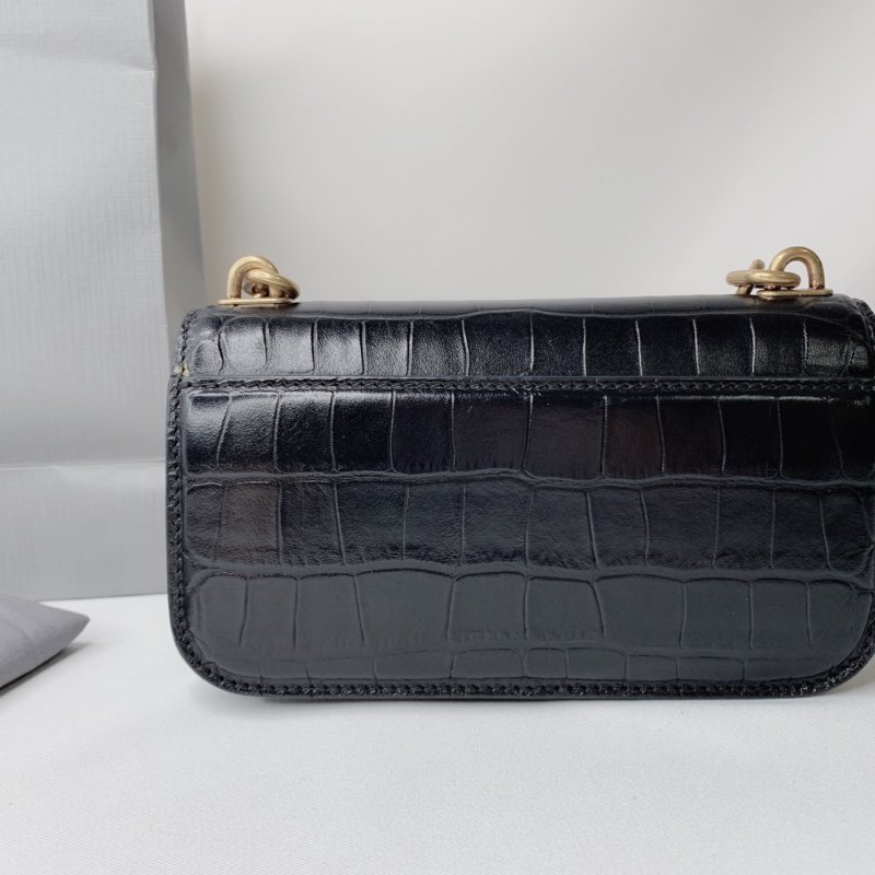 BALENCIAGA Gossip迷你WOC鍊包-1