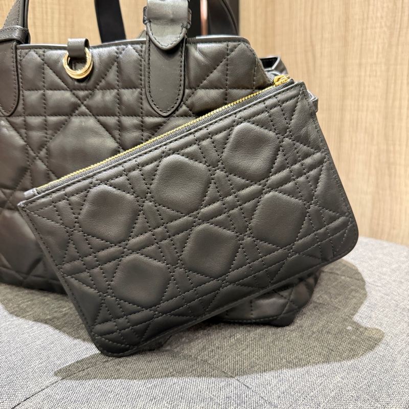 Dior Toujours 迪奧黑色大籐格紋小牛皮金釦中型手提包 托特包-14