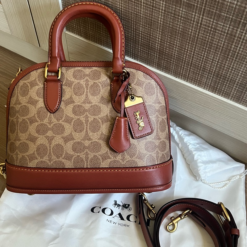 Coach revel經典老花貝殼包 專櫃款貝殼包 手提肩背兩用 近全新-1