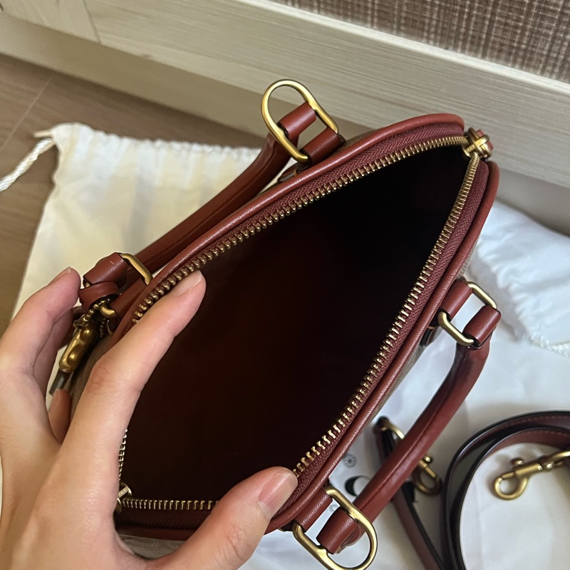 Coach revel經典老花貝殼包 專櫃款貝殼包 手提肩背兩用 近全新-10
