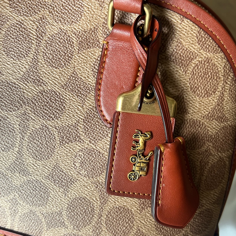 Coach revel經典老花貝殼包 專櫃款貝殼包 手提肩背兩用 近全新-12
