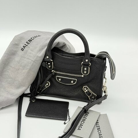 【近新閒置品♥️】BALENCIAGA 巴黎世家 City Nano 迷你號 黑色皮革 銀色金屬 手提包 斜背包（可以調節）