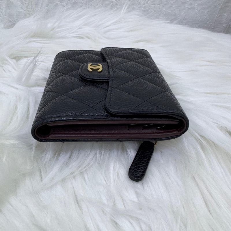 Chanel classic short wallet caviar black/gold-7