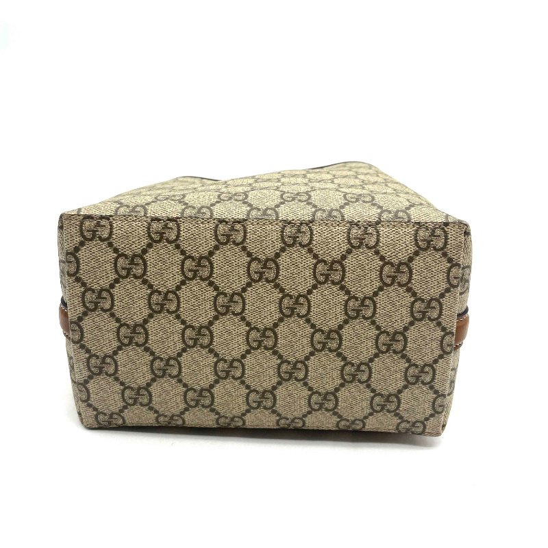 專櫃新夯款 GUCCI 古馳 815103 經典GG Emblem系列手提斜背兩用水桶包-10