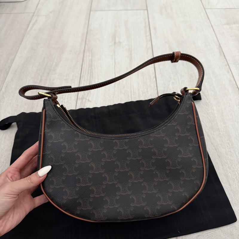 Celine medium Ava-5