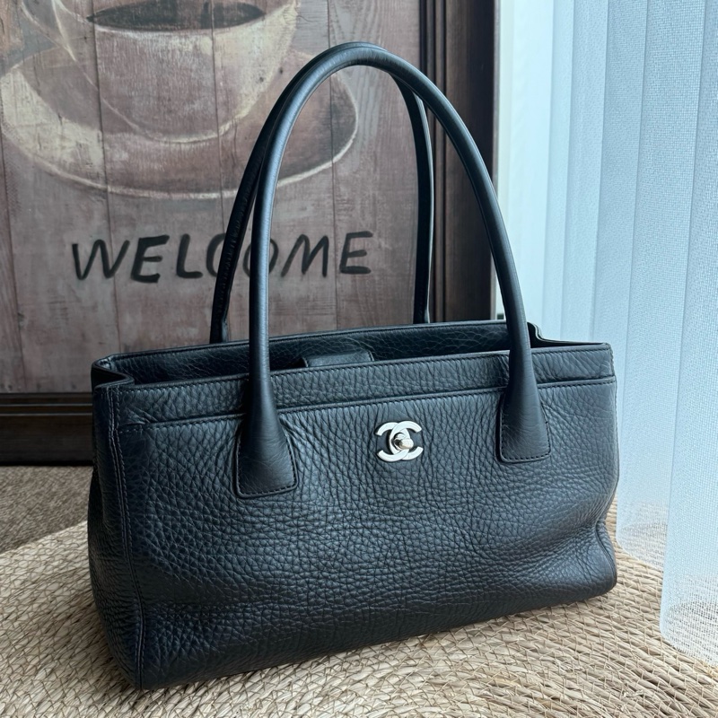 Chanel cerf黑銀荔枝紋粗顆粒小號 年份:18開-1