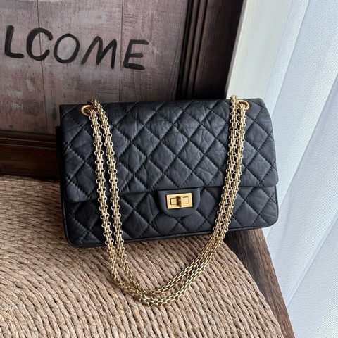chanel 2.55黑金褶皺牛皮鏈條包中號 尺寸約28底長 年份：16開