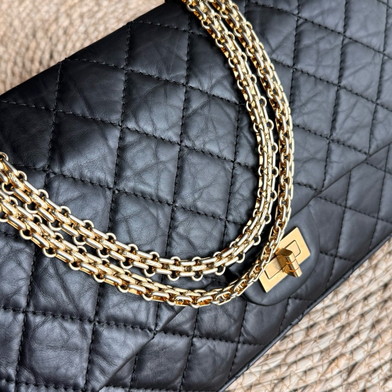 chanel 2.55黑金褶皺牛皮鏈條包中號 尺寸約28底長 年份：16開-3