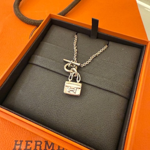 Hermes 康康包銀飾項鍊