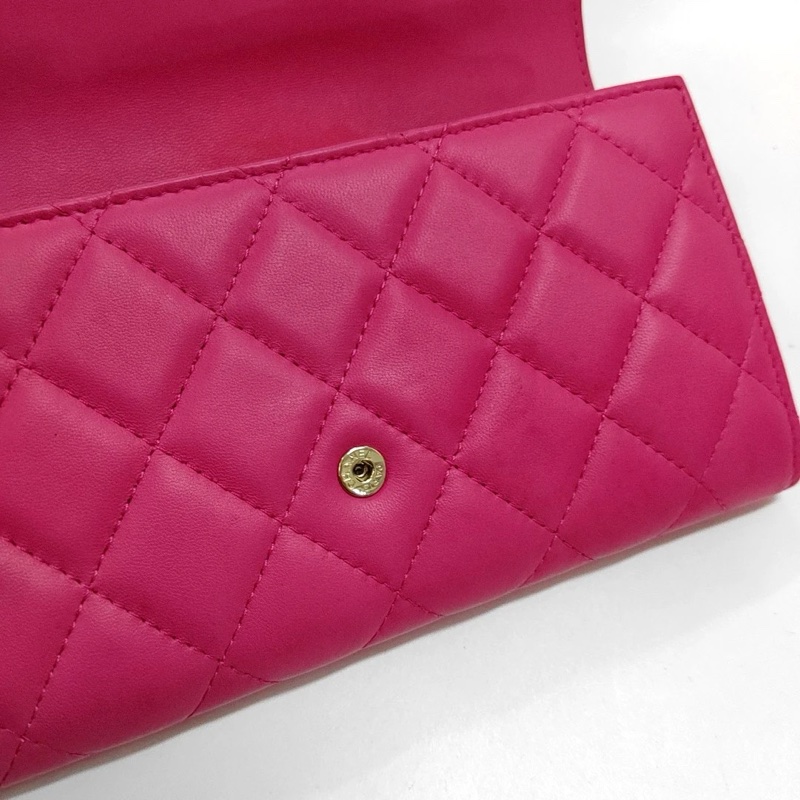 Chanel classic flap 玫紅色牛皮菱格紋手拿包 21開-4