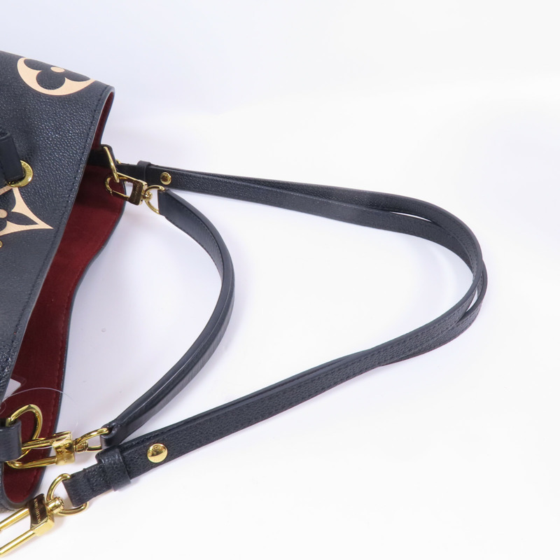 LOUIS VUITTON Monogram Empreinte Bicolor Neo Noe MM金扣手挽肩背兩用袋-4