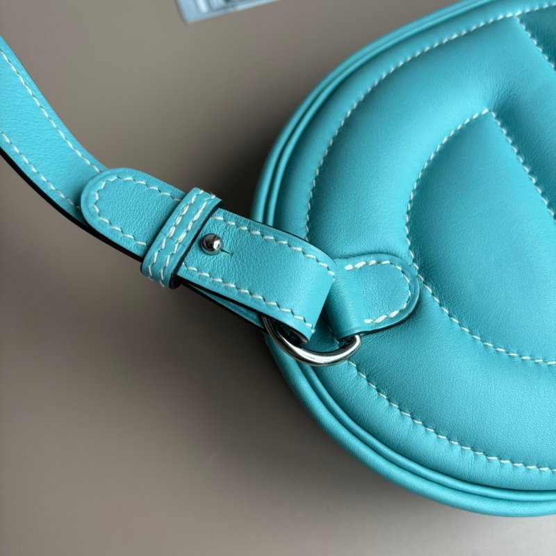 賣場最低價!::HERMES:: In-the-Loop Belt blue Atoll banane 豬鼻子馬卡龍藍 胸口包 腰包-5