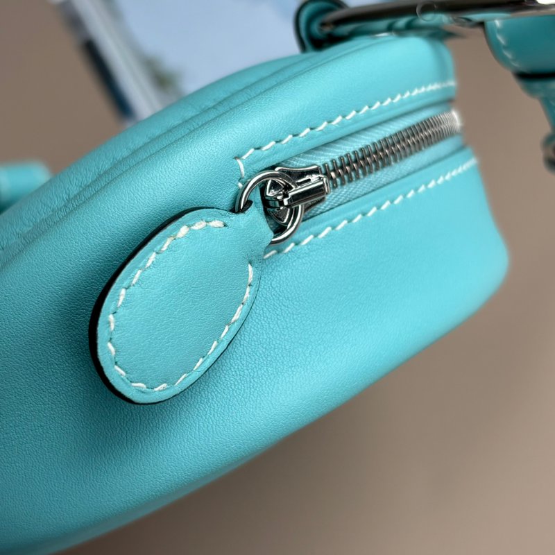 賣場最低價!::HERMES:: In-the-Loop Belt blue Atoll banane 豬鼻子馬卡龍藍 胸口包 腰包-9