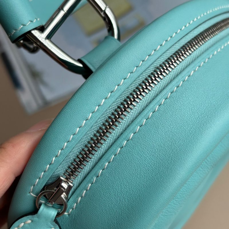 賣場最低價!::HERMES:: In-the-Loop Belt blue Atoll banane 豬鼻子馬卡龍藍 胸口包 腰包-13