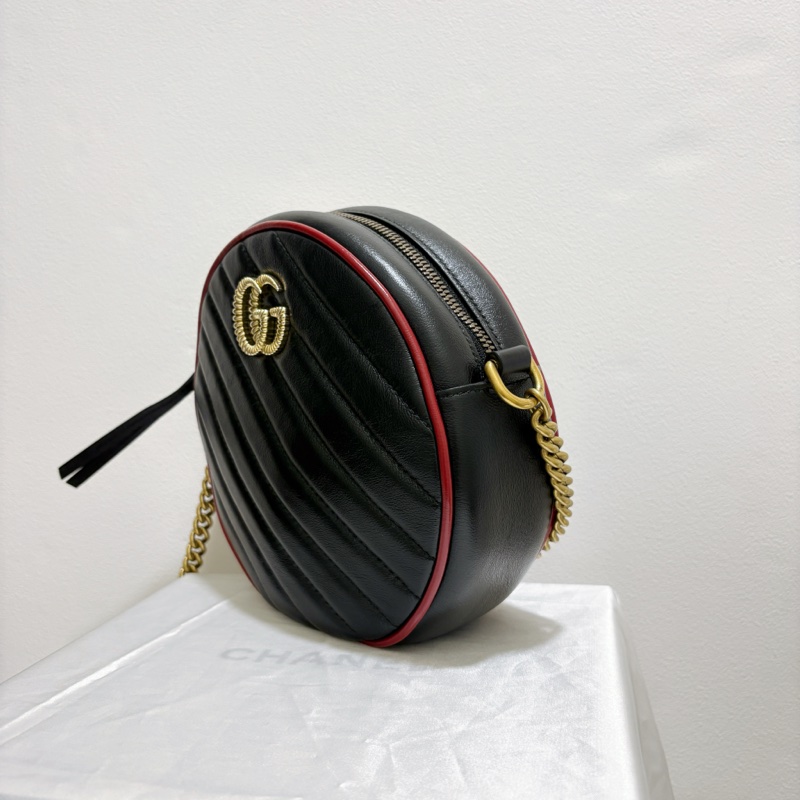 Gucci 黑牛皮紅邊圓餅包-2