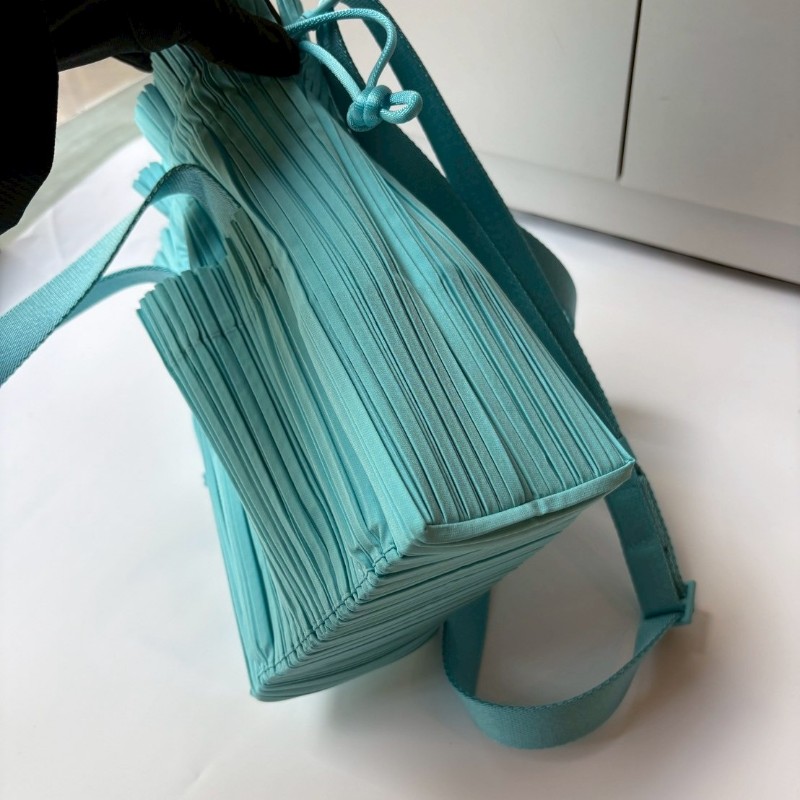 Pleats Please 藍色皺摺兩用束口托特包-8