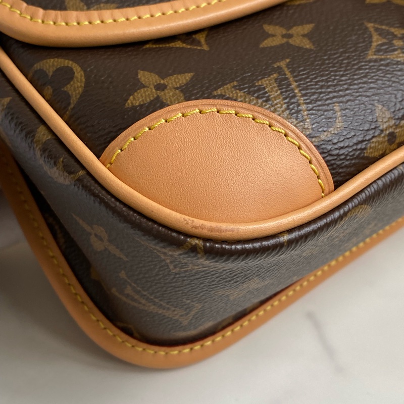 LV Diane 法棍包 M45985 晶片款-15