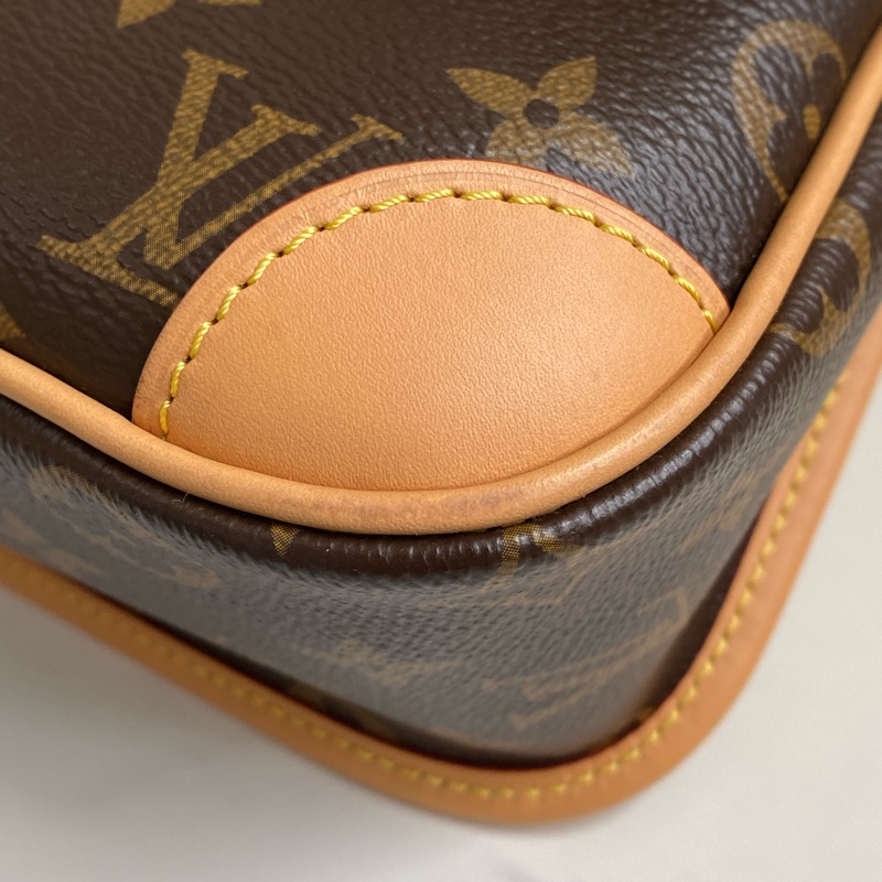 LV Diane 法棍包 M45985 晶片款-16