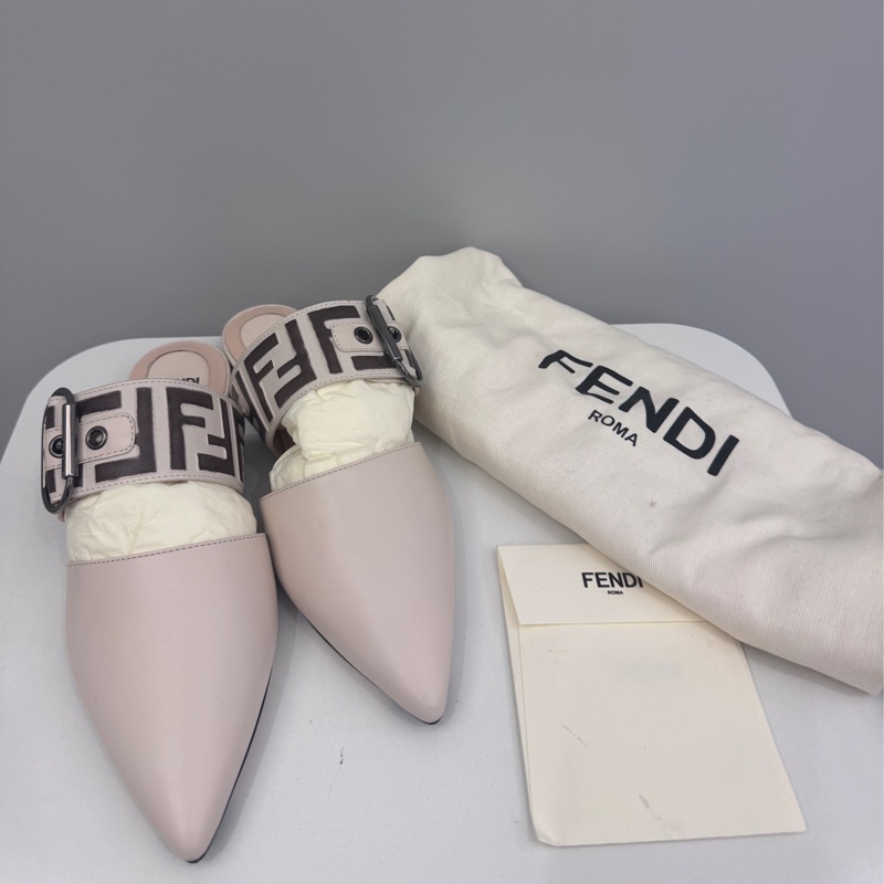 Fendi 尖頭穆勒鞋|裸色 35號 經典 FF Logo-0