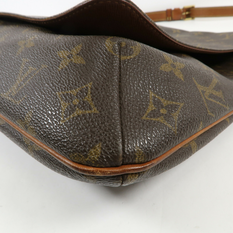 LOUIS VUITTON Monogram Musette金扣肩背袋-9