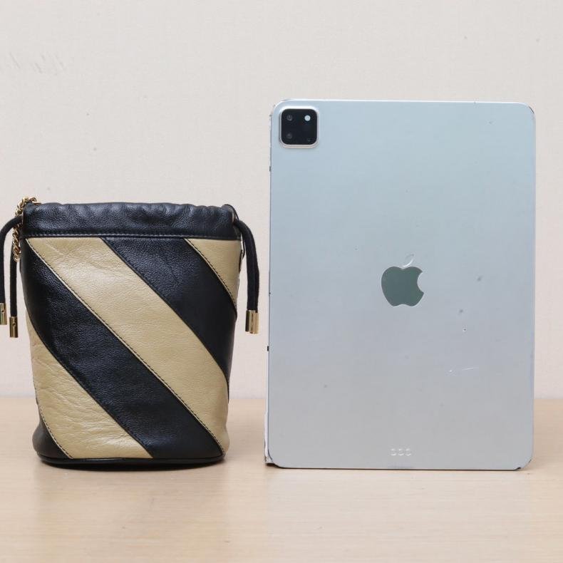 GUCCI Zumi水桶包mini17.5拼色牛皮金扣肩背包-2