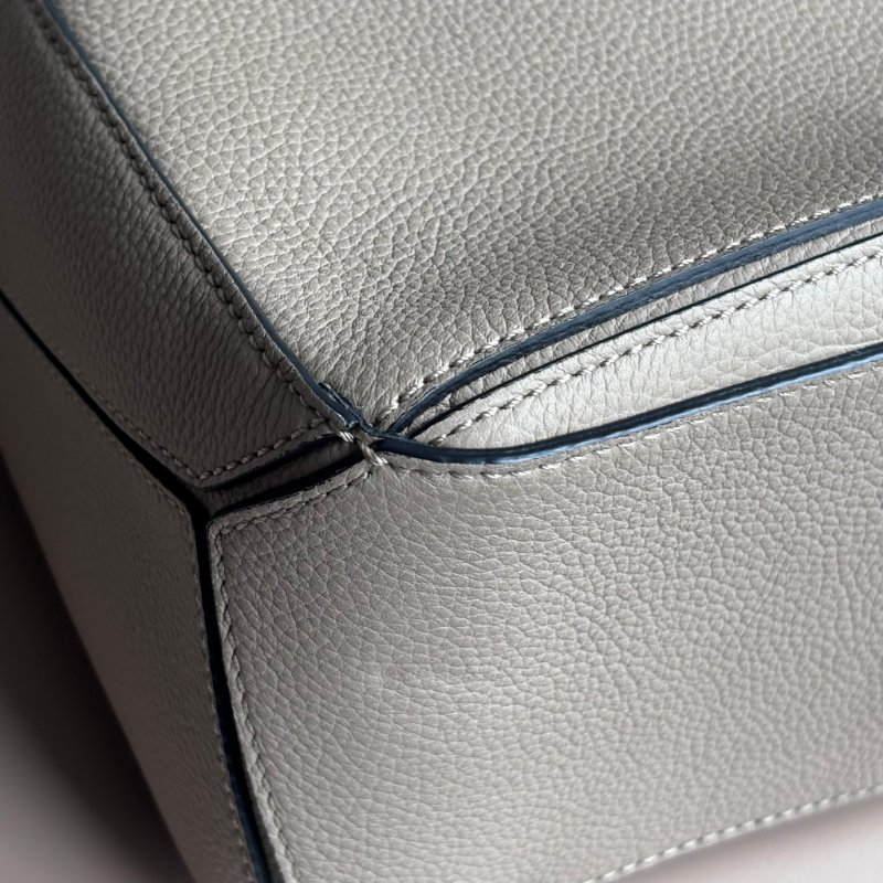 ::LOEWE:: PUZZLE 灰褐色柔軟粒面小牛皮小型 手提斜背兩用包-12