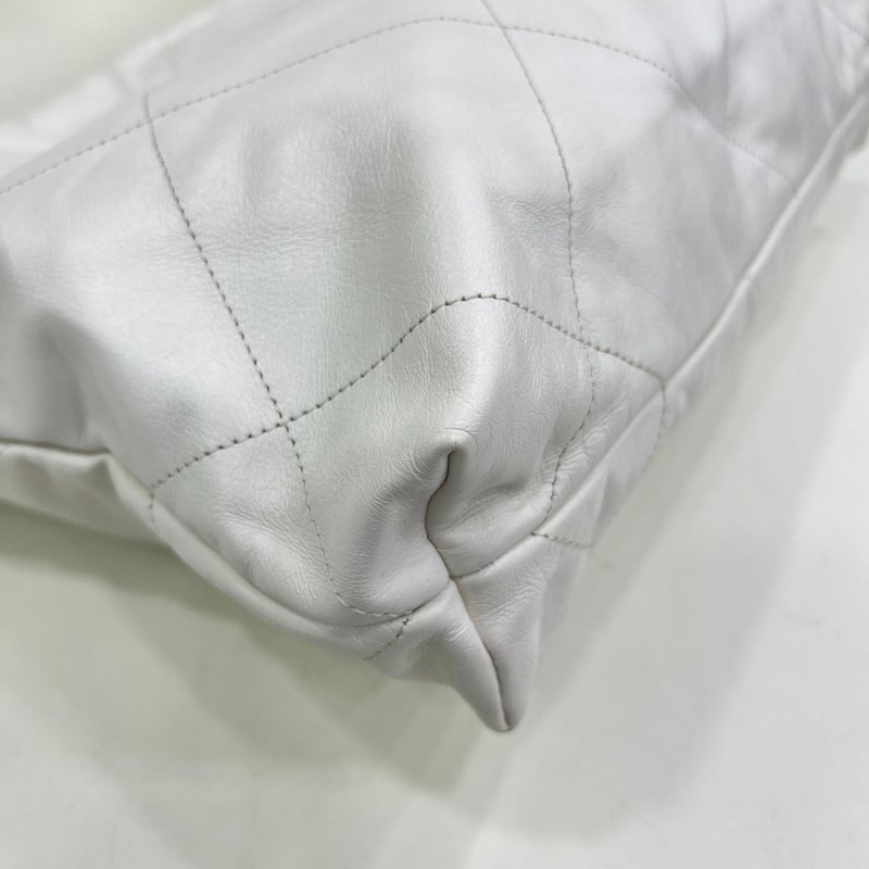 chanel22bag白色小號-7